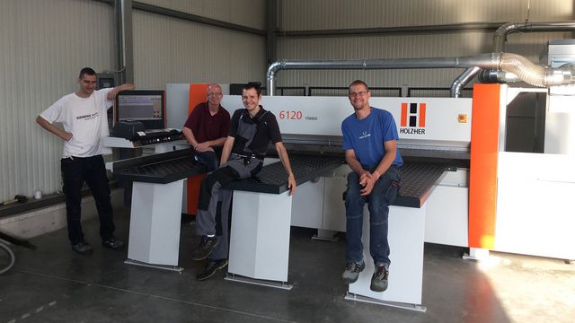 Reference customer for HOLZHER TECTRA horizontal panel saw