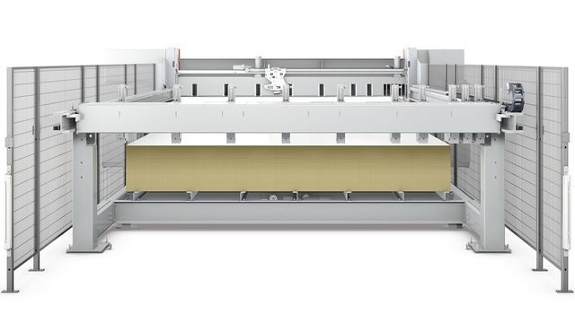 The lift version has a standard precision lift table for high material throughput.