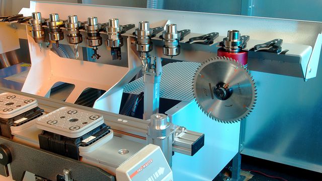 12-Position linear tool changer 12-Position linear tool changer
