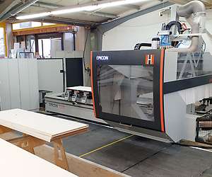 EPICON CNC machining center impresses with modern features